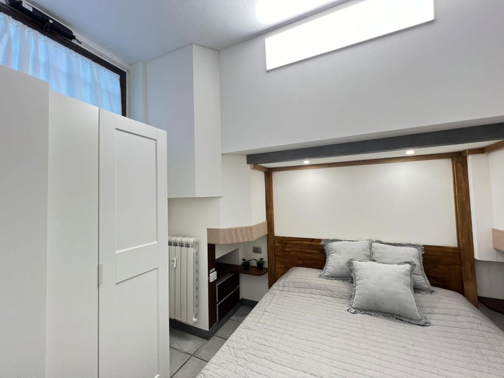 "R&P Apartment", Short Term Stay, Elegant Design, Bisceglie Metro Station, Easy For San Siro And Fiera Milano, Free Parking Bagian luar foto